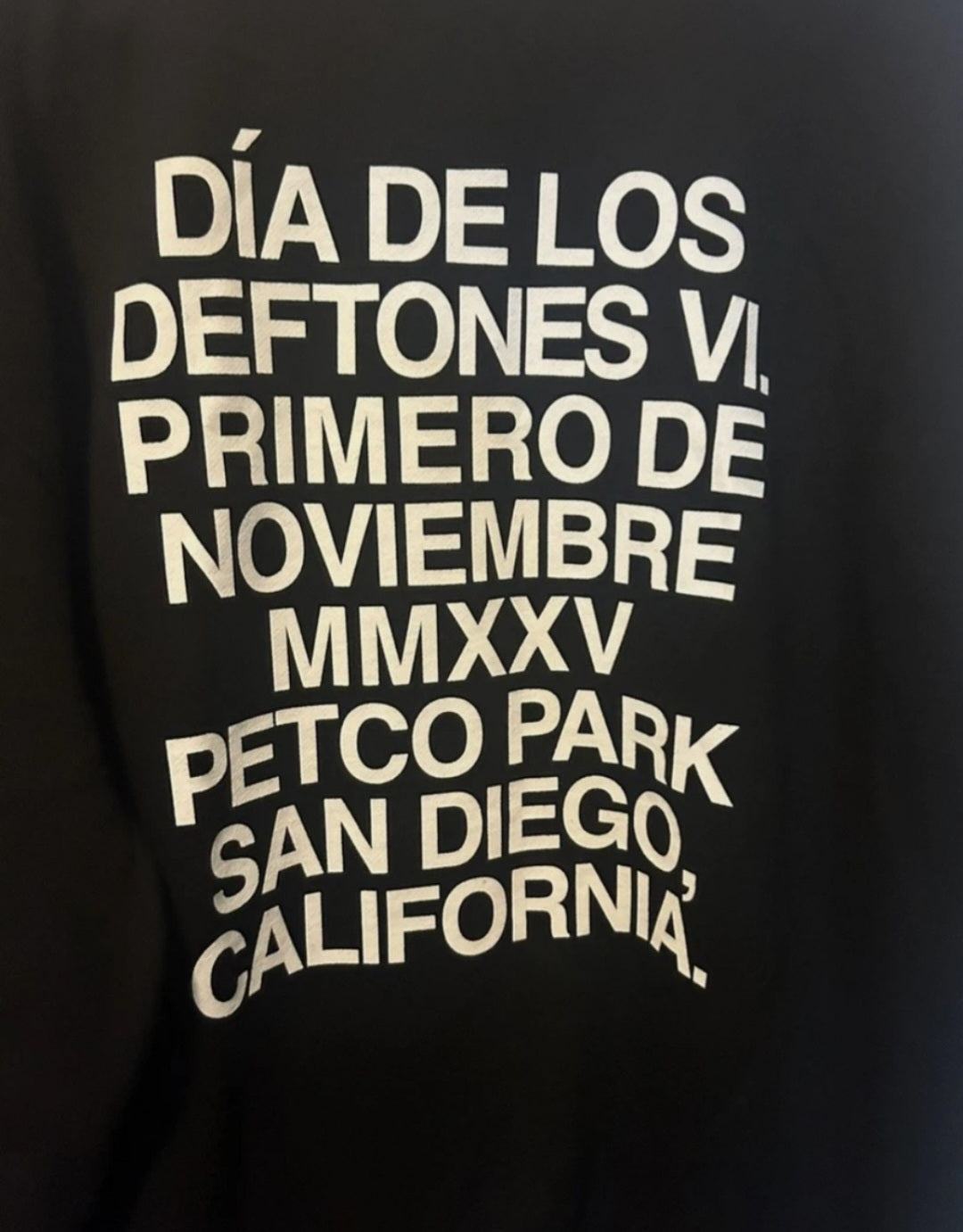 Deftones Día de los Deftones VI Crewneck Sweatshirt